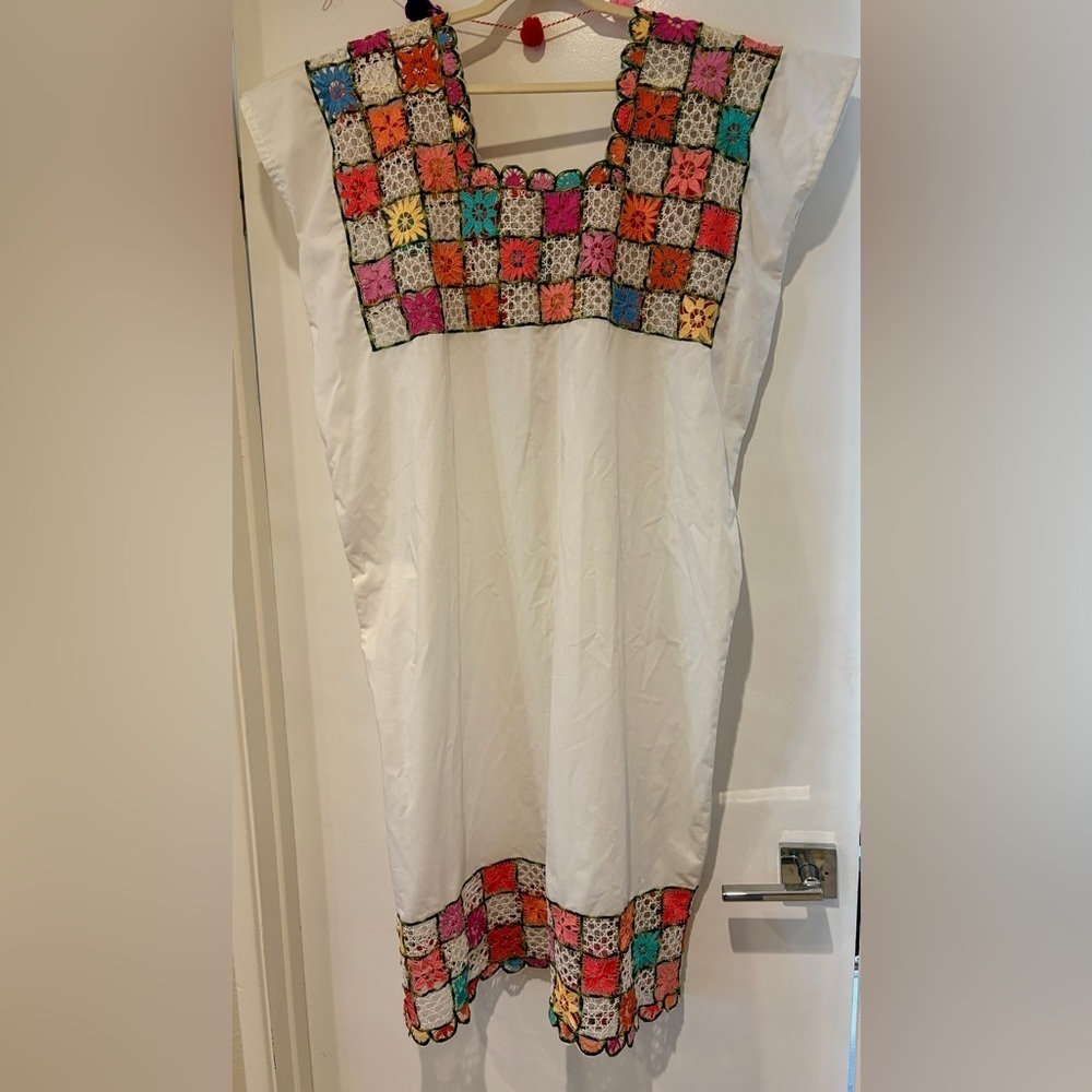Hand Made Hand Crocheted Mexican Huipil dress white women’s Vintage